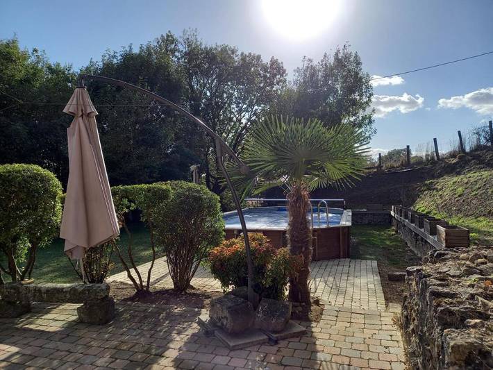 Location de vacances pour 10 personnes, avec jacuzzi ainsi que jardin et piscine à Fay - 2