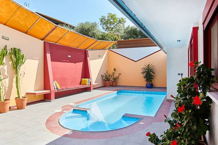 Villa for 5 people, with garden in Aegina