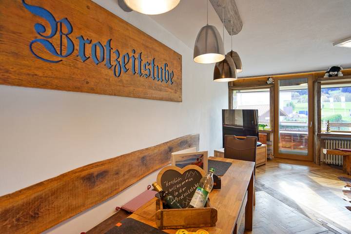 Ganze Ferienwohnung, Brotzeitstube - mit Königscard! in Nesselwang, Bayerisch Schwaben