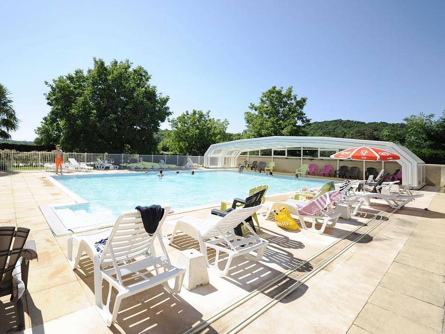 Camping pour 4 Personnes dans Thégra, Parc Naturel Régional des Causses du Quercy