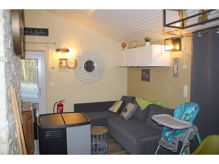 Location de vacances pour 6 personnes, avec terrasse dans Virton - 2