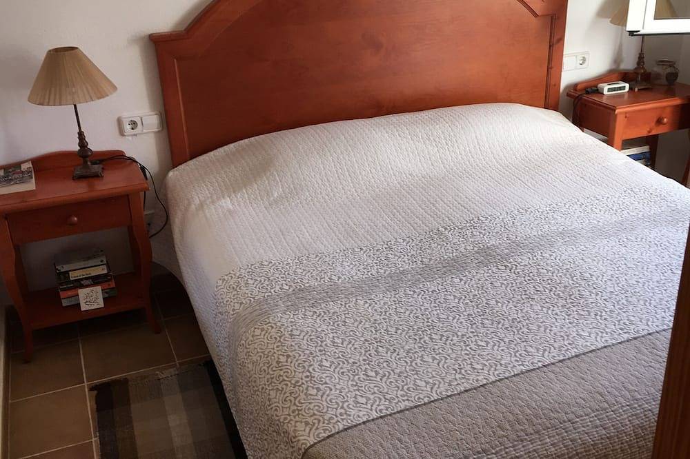 Hermosa Villa Con Piscina Privada Y Jardín Privado, ¡Encantadora Ubicación! in Cala en Porter, Municipio de Alaior