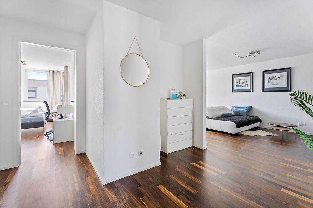 Ganze Wohnung, Charmante 3-Zimmer-Wohnung Rolf Benz I Zentrum Böblingen I Familie I Klimaanlage in Böblingen, Stuttgart Region