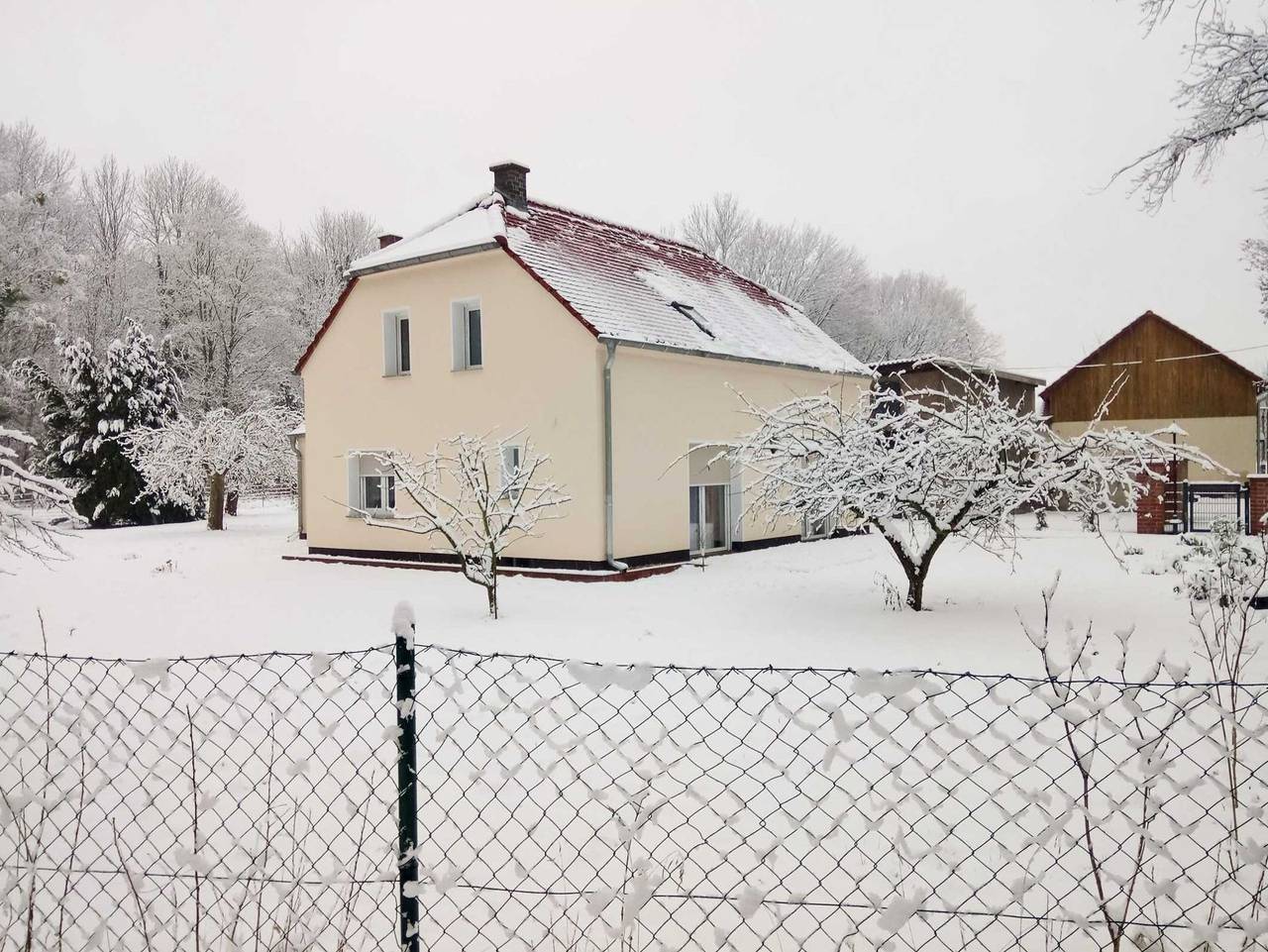 Ganze Ferienwohnung, Haus Waldidyll - Ferienwohnung Terrasse in Lauta, Lausitzer Seenland