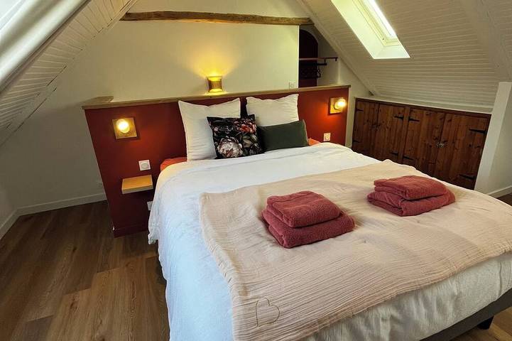 Gîte pour 2 personnes, avec jardin ainsi que terrasse et jacuzzi à Scaër - 3