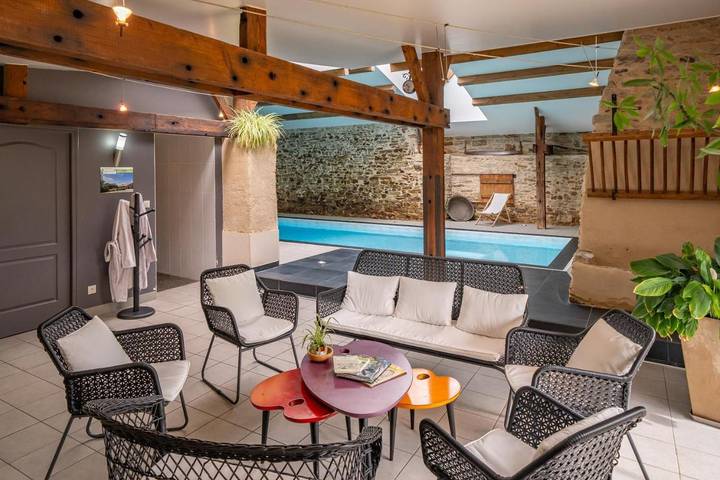 Location de vacances pour 14 personnes, avec Balcon et Terrasse ainsi que Piscine et Vue sur le lac à Saint-Christophe-du-Ligneron - 4