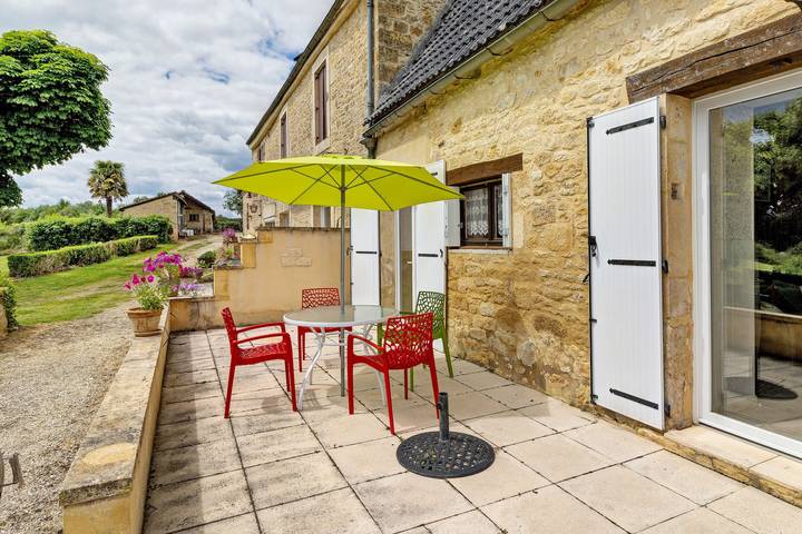 Maison de vacances pour 3 personnes, avec Jardin à Salignac-Eyvigues
