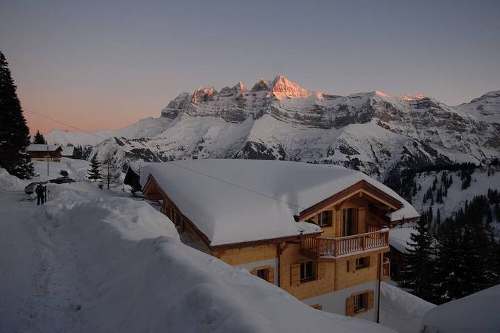 Ferienhaus für 16 Personen, mit Balkon und Sauna