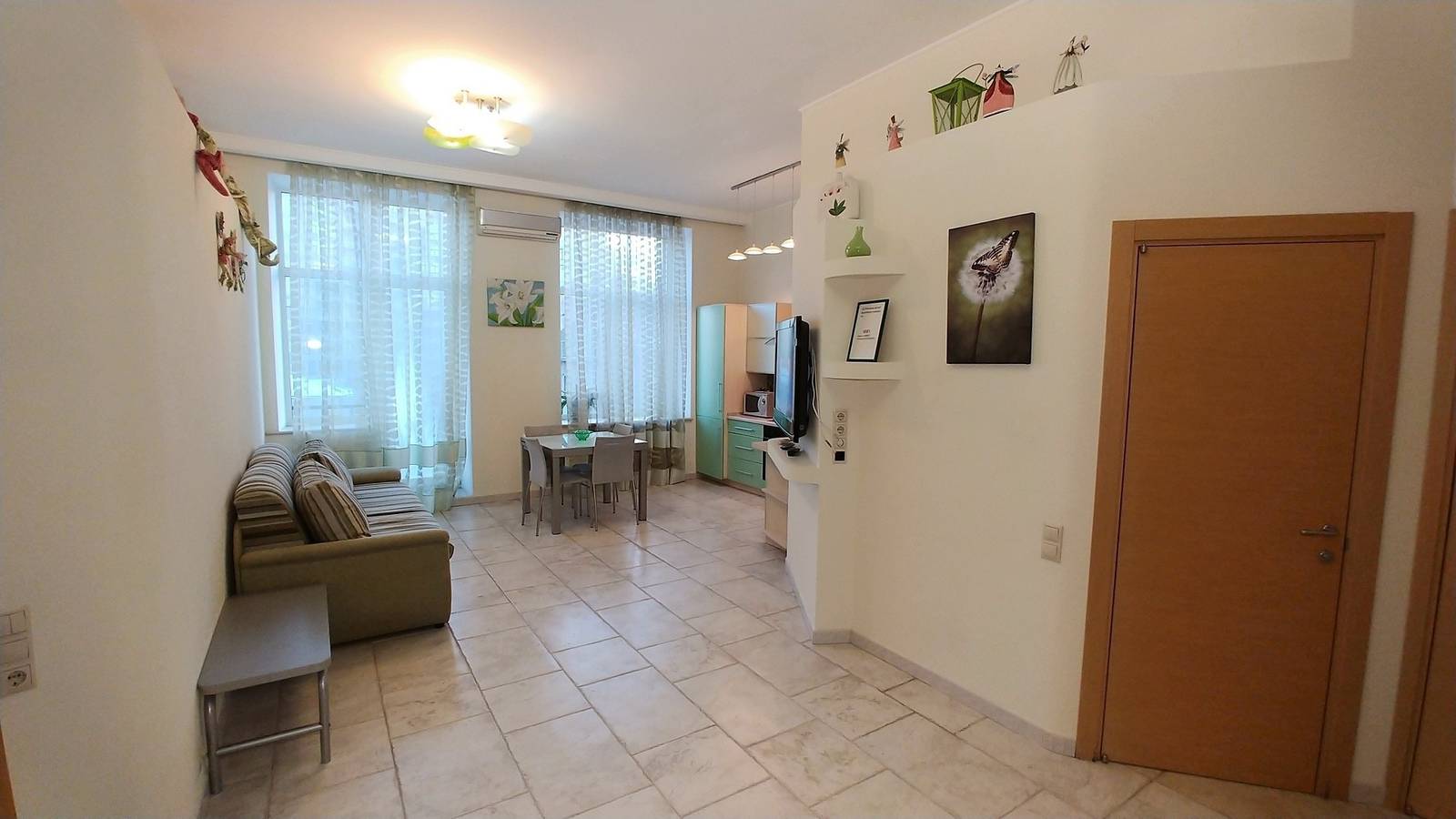 Entire holiday apartment, One bedroom. Luxe. 20 Prorizna str. Centre of Kiev in Kyiv, Shevchenkivskyi district
