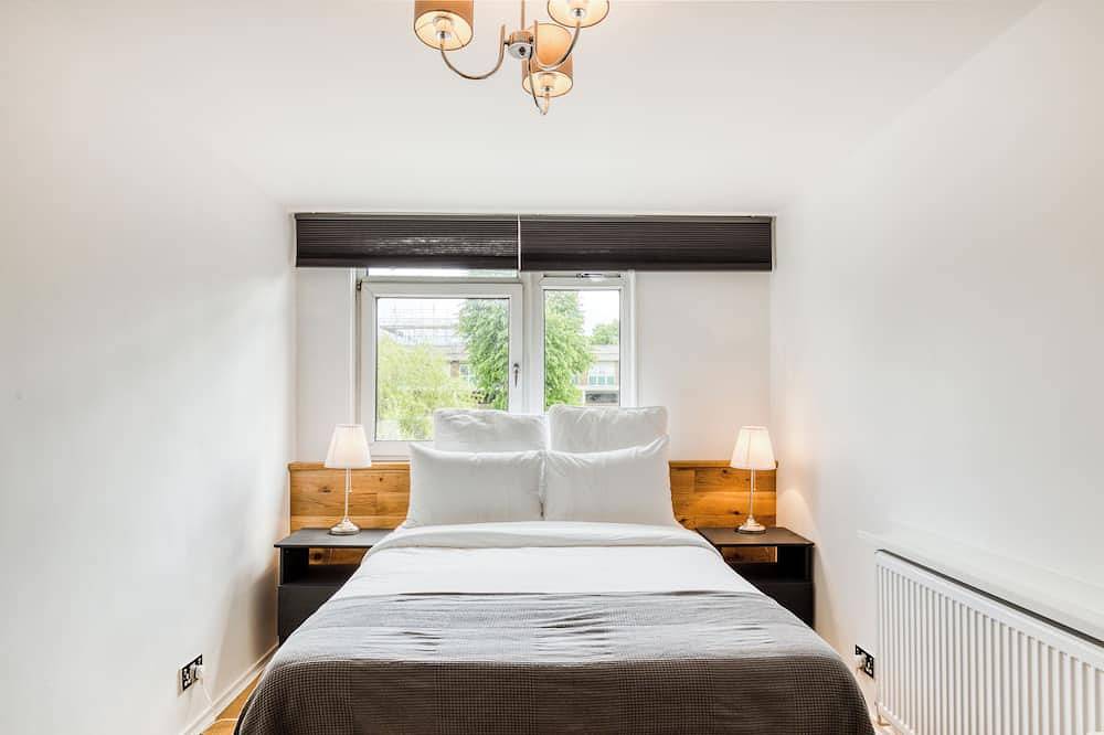 Spacious and Stylish 4Bdr Home w Garden in Brixton in Lambeth, London