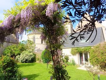 Chambre d’hôte pour 4 personnes, avec terrasse et jardin à Le Manoir