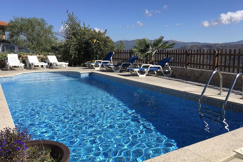 Geres albergue con piscina in Fafe, Distrito de Braga