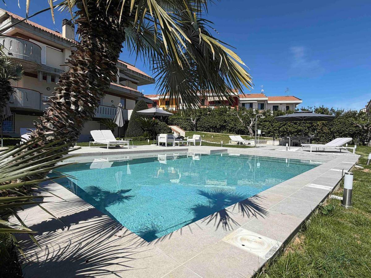 Appartamento intero, Appartamento in Villa Monaco in Mosciano Sant'Angelo, Costa Adriatica Abruzzo