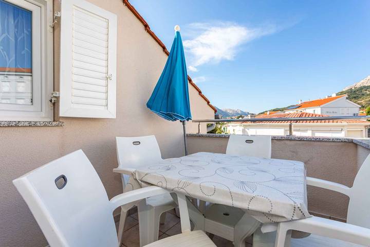 Ferienwohnung für 5 Personen, mit Balkon und Garten