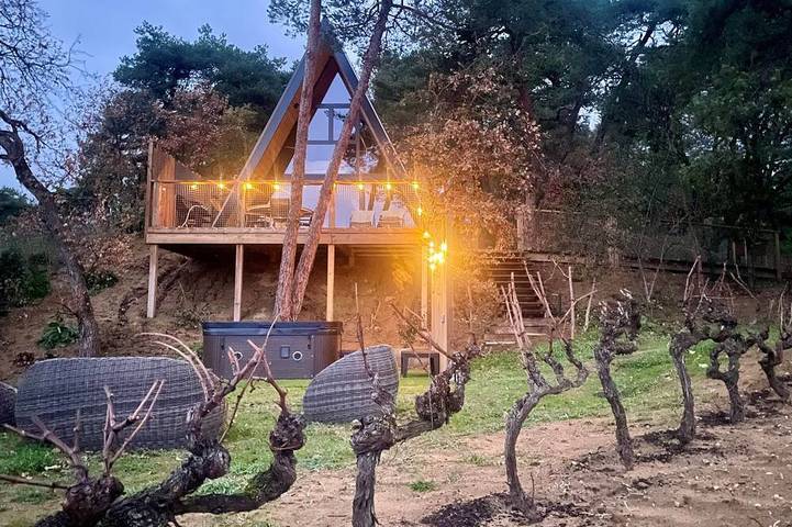 Location de vacances pour 4 personnes, avec jacuzzi à Bathernay