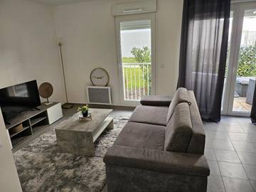 Gîte pour 2 personnes, avec terrasse dans Stade Vélodrome