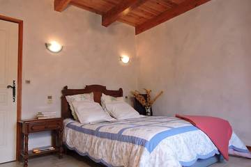 Gîte pour 15 Personnes dans Vabre, Parc naturel régional du Haut-Languedoc, Photo 1