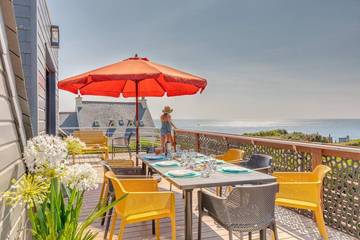 Cottage pour 7 personnes, avec jardin ainsi que balcon et vue dans Plage Kerou