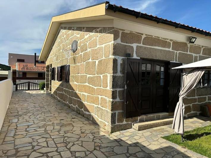 Location de vacances pour 8 personnes, avec jardin, animaux acceptés dans Mindelo - 4