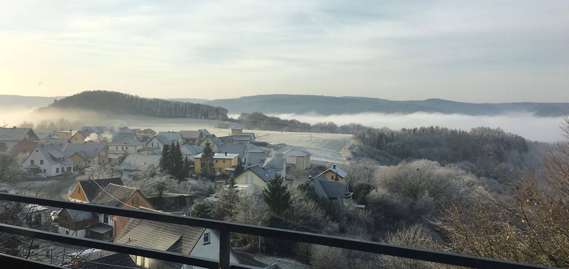 Ganze Ferienwohnung, Appartement/Fewo, Badewanne, 2 Schlafräume in Niederbreitbach, Rheinland-Pfalz