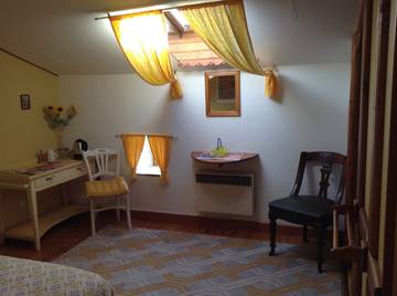 Chambre D’hôte pour 2 Personnes dans Polignac, Haute-Loire, Photo 2