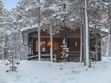 Log Cabin for 4 People in Inari, Photo 4