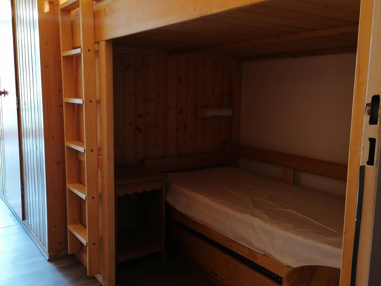 Entire studio, Renovated studio 4 ppl · Near center · Balcony in Arc 1800, Bourg-Saint-Maurice