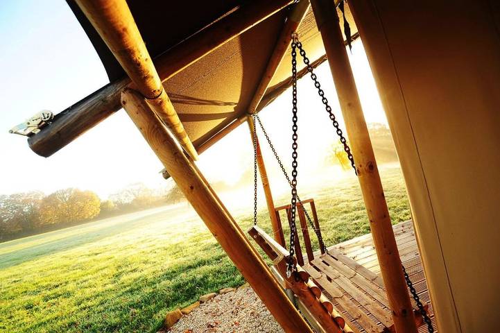 Tente pour 6 personnes, avec jardin et vue dans Nièvre - 3