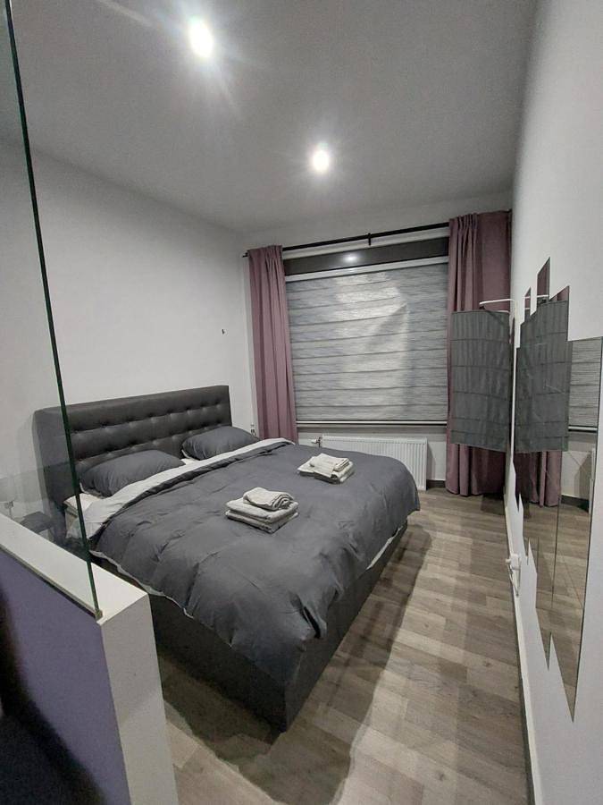 Gîte pour 2 personnes, avec terrasse à La Louvière - 4