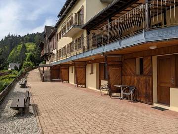 Cottage pour 2 personnes, avec jardin et vue ainsi que sauna et terrasse, animaux acceptés dans Schnepfenried