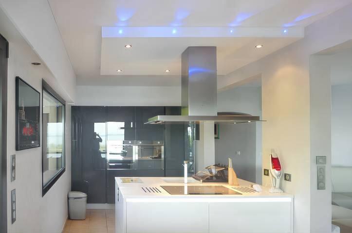 Location de vacances pour 8 personnes, avec terrasse et piscine, animaux acceptés à Corbara - 3