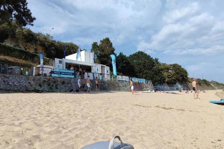 Location de vacances pour 6 personnes, avec vue et balcon, adapté aux familles dans Plage du Moulin Blanc - 2