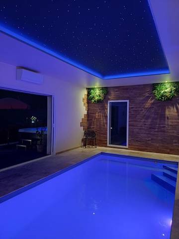 Hôtel pour 2 personnes, avec jardin et jacuzzi ainsi que piscine et sauna dans vallée de l'Ouche