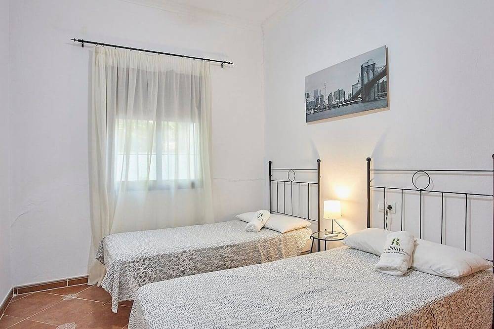 La Retamilla Villamartín by Ruralidays in Villamartín, Pueblos Blancos
