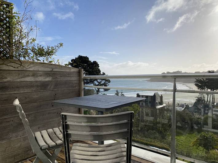 Ferienwohnung für 3 Personen, mit Balkon und Terrasse in Perros-Guirec
