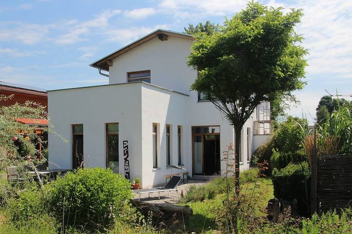 Ferienhaus für 11 Personen, mit Balkon und Whirlpool sowie Garten