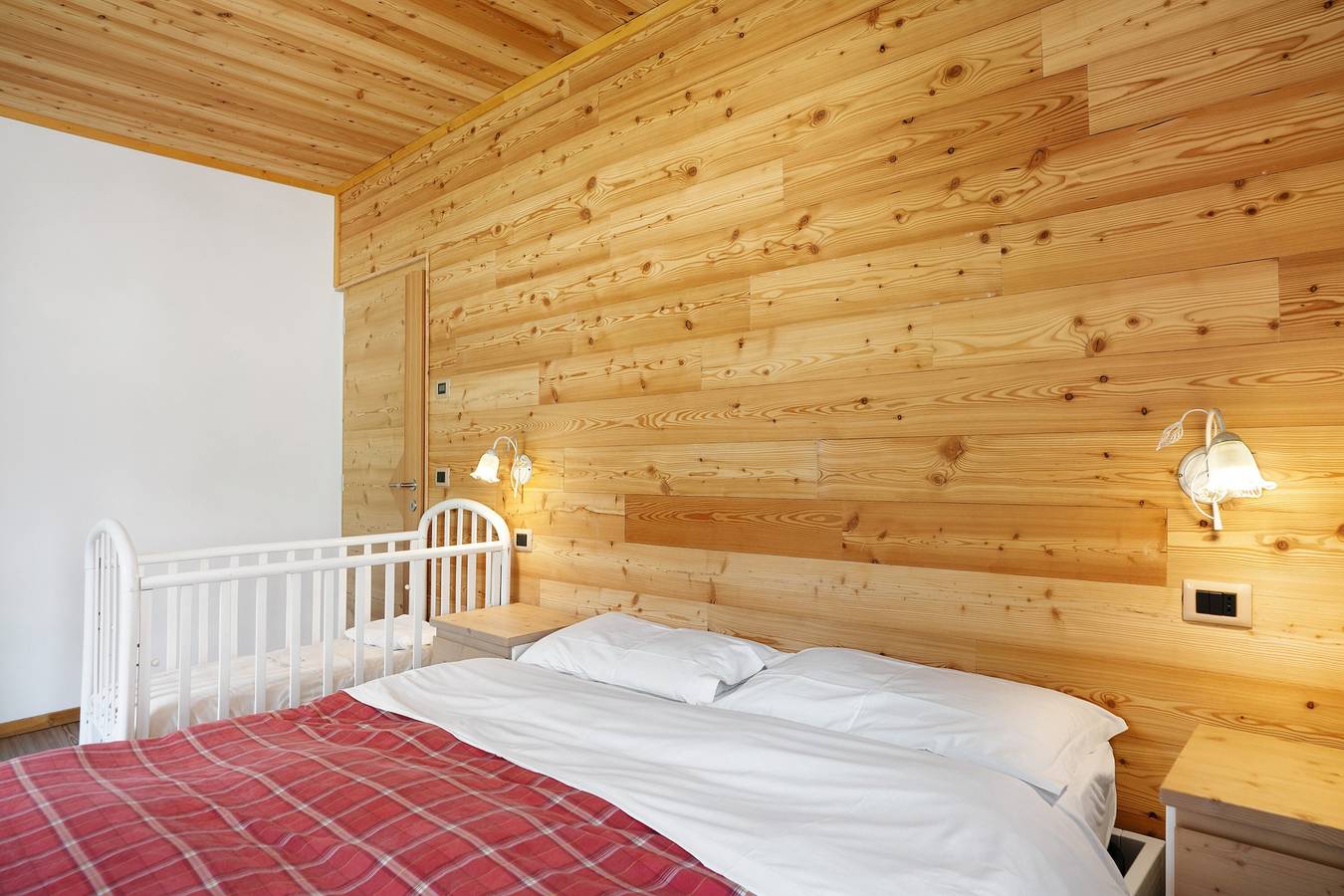 Ganze Wohnung, Ferienwohnung 'Agritur Montibeller Fravort' mit Bergblick, Gemeinschaftsgarten und Wi-Fi in Roncegno Terme, Valsugana