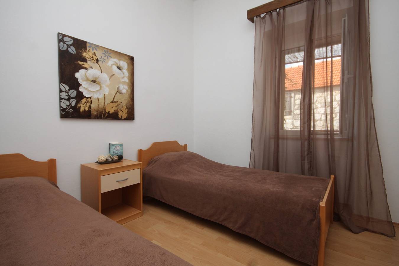 Ganze Wohnung, 2-Zimmer-Ferienwohnung mit Balkon Vis -c in Vis Stadt, Vis (Dalmatien)