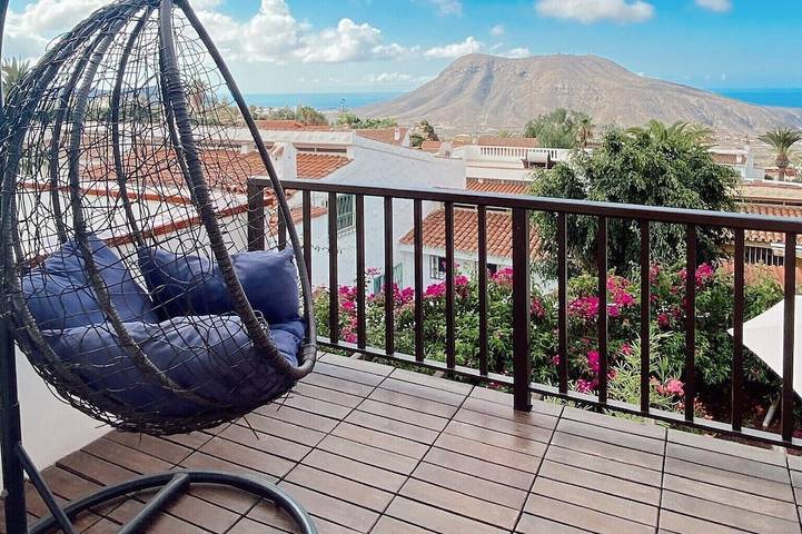 Bungalow für 4 Personen, mit Terrasse und Pool sowie Garten in Teneriffa Süd