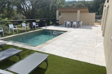 Cottage pour 10 personnes, avec jardin à Saint-Martin-de-Valgalgues