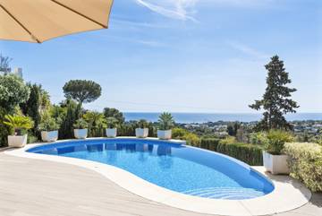 Beach House for 8 People in Elviria, Marbella, Photo 1