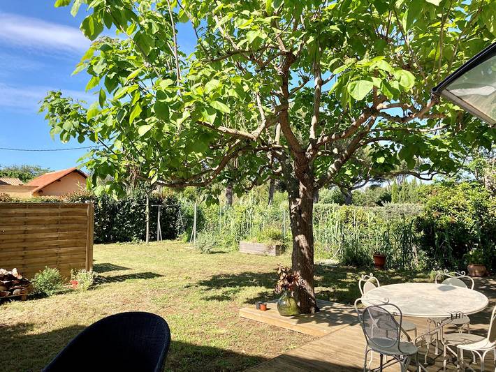 Gîte pour 2 personnes, avec terrasse et jardin dans 