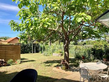 Gîte pour 2 personnes, avec jardin et terrasse dans le Var