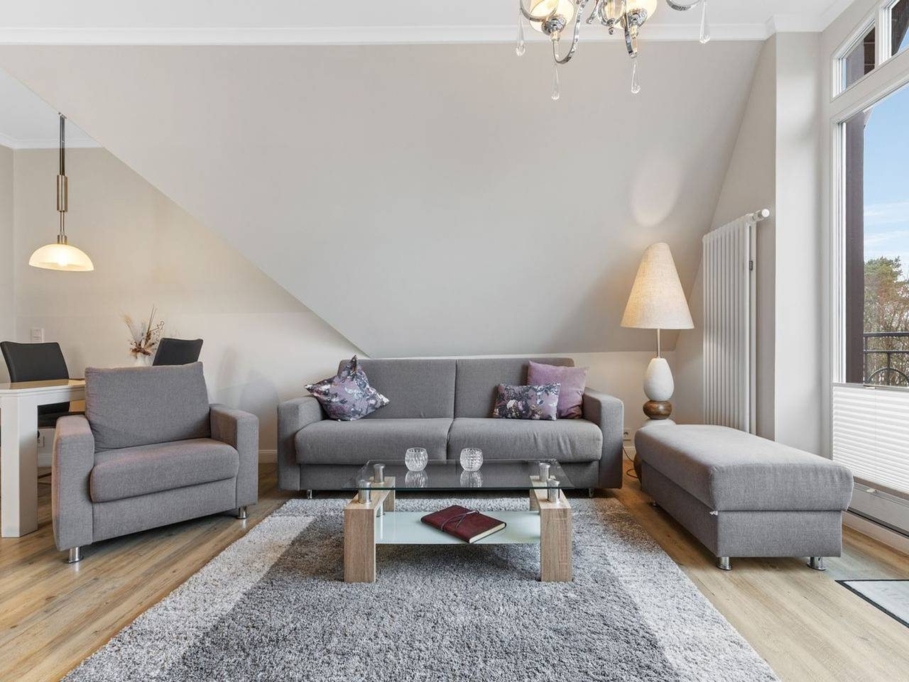 Ganze Ferienwohnung, Villa Löwenstein - Exklusives, hochwertiges Ferienapartment mit zwei Balkonen - nur 60 m zum Strand in Kühlungsborn Weststrand, Kühlungsborn