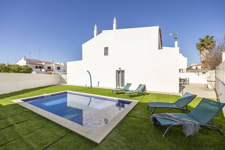 Casa rural para 8 personas, con balcón y jardín, Familias con niños en Altura - 2