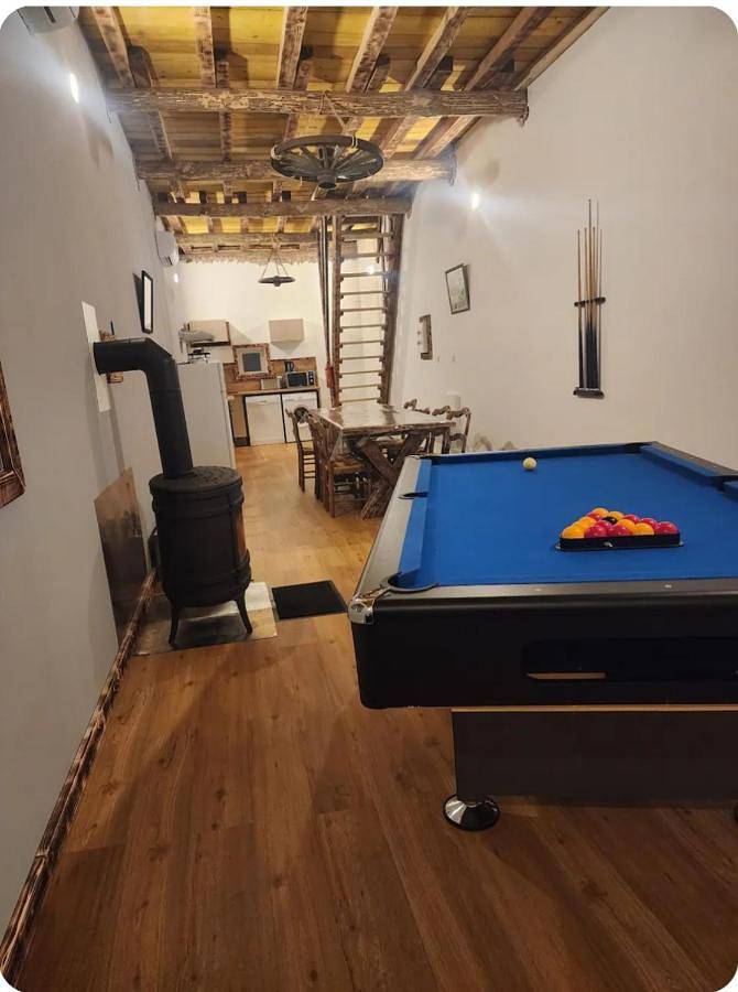 Location de vacances pour 6 personnes, avec vue et jardin à Le Thillot - 3