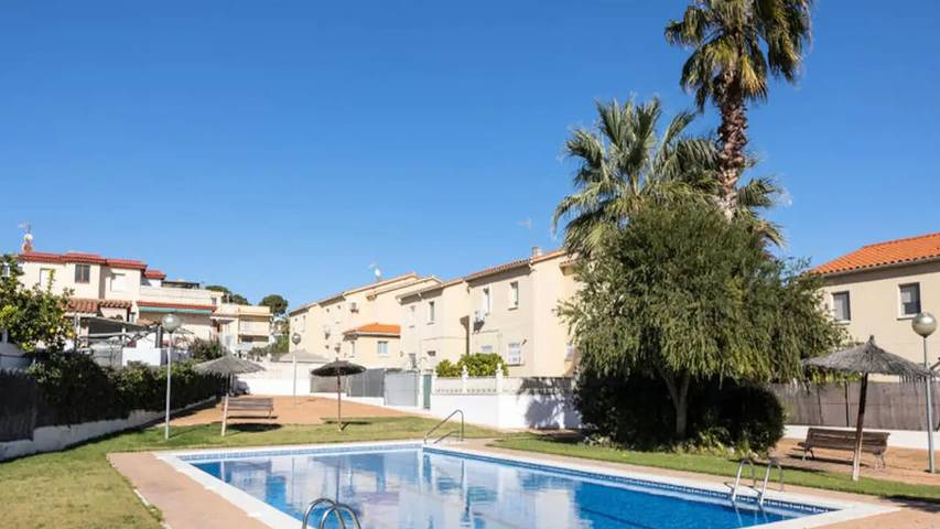 Ferienwohnung für 9 Personen, mit Garten und Pool - 1