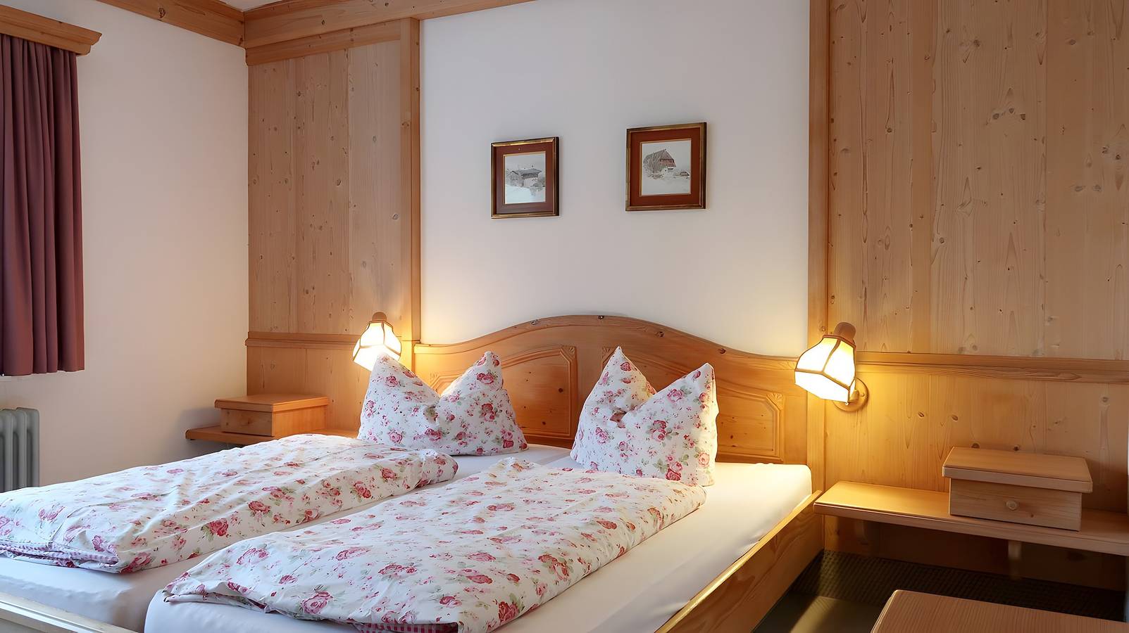 Ganze Wohnung, Ferienwohnung 'Enzian' mit Bergblick, privater Terrasse und Wi-Fi in Altglashütten (Feldberg), Feldberg