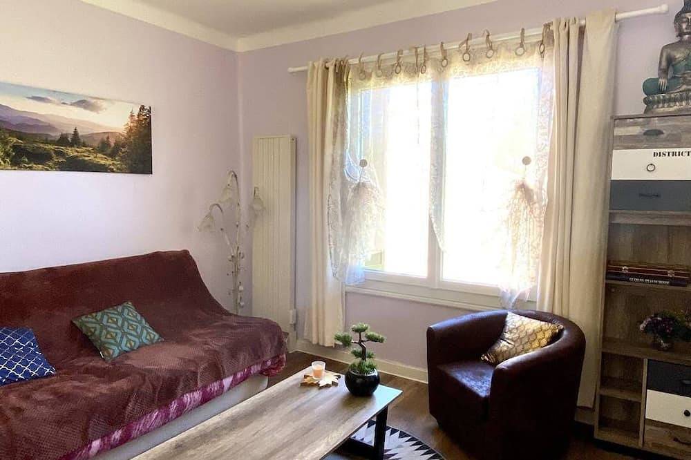 Apartamento entero, Grand T2 De 60m² Avec Terrasse in Vernet-les-Bains, Región de Prades (Francia)