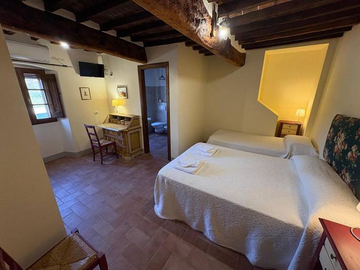 Chambre d’hôte pour 4 personnes, avec vue et jardin, animaux acceptés à Città di Castello - 2